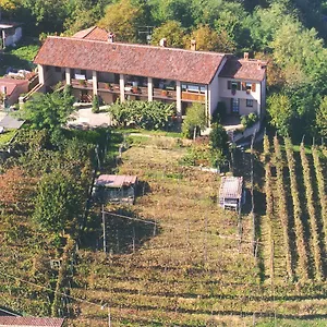 Bio&b Cascina Montebello Bed & Breakfast